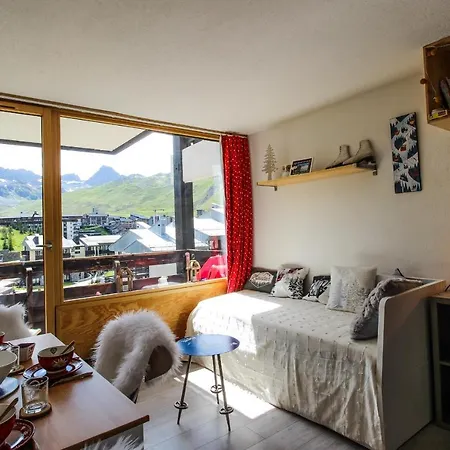 Nice Studio With Mountain View In
