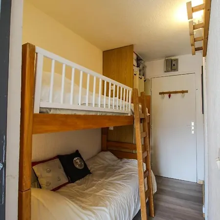 Nice Studio With Mountain View In Appartement